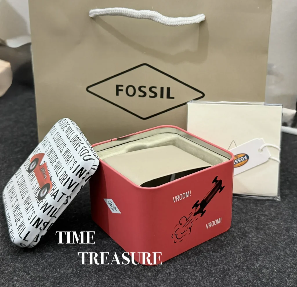 Fossil Brand box