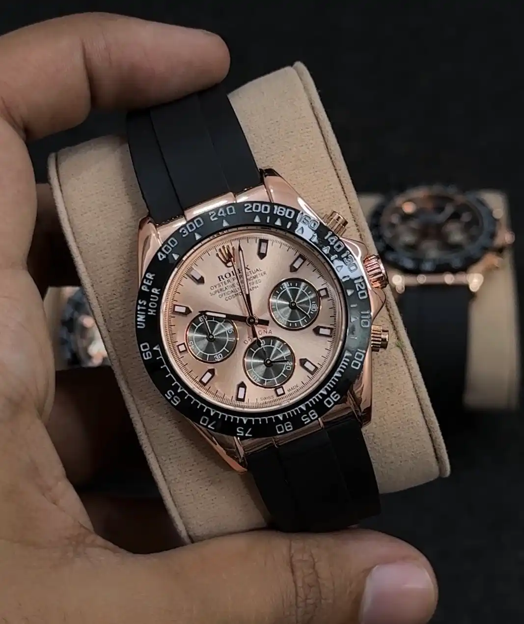 Rolex Daytona 40 mm watch for men (Panda) silicon belt