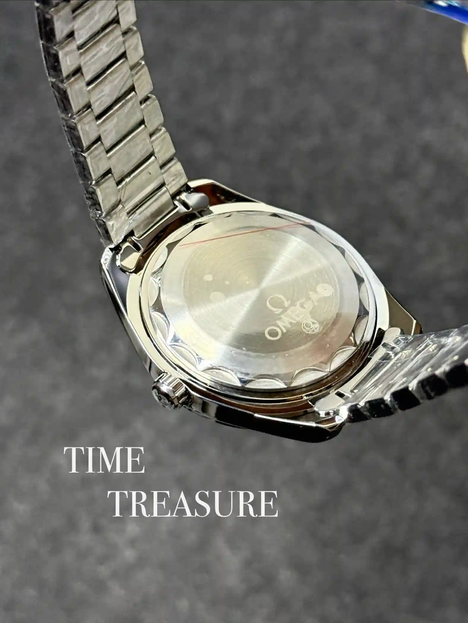 Omega Seamaster Aqua Terra (Sweeping movement) - Image 2